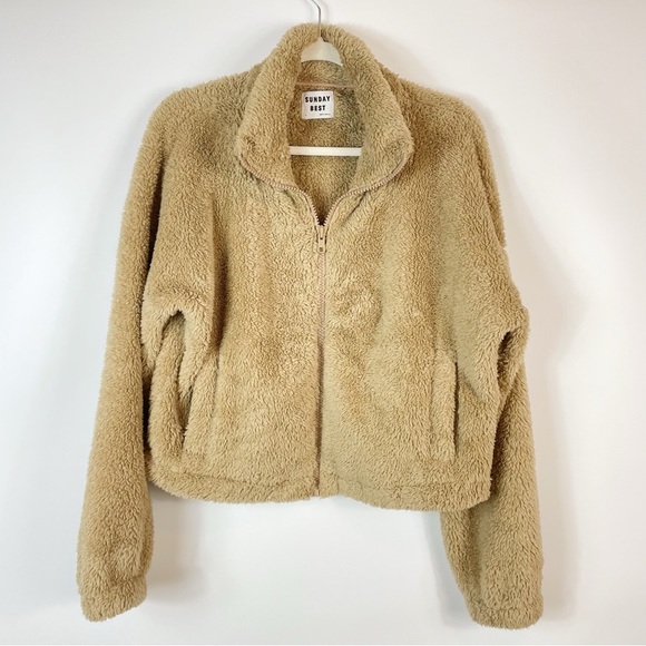 Aritzia Sunday Best Mockneck Fuzzy Zip Up Jacket Teddy Fleece Tan - Picture 4 of 11